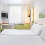 Plaza Mozart Hotel 4*