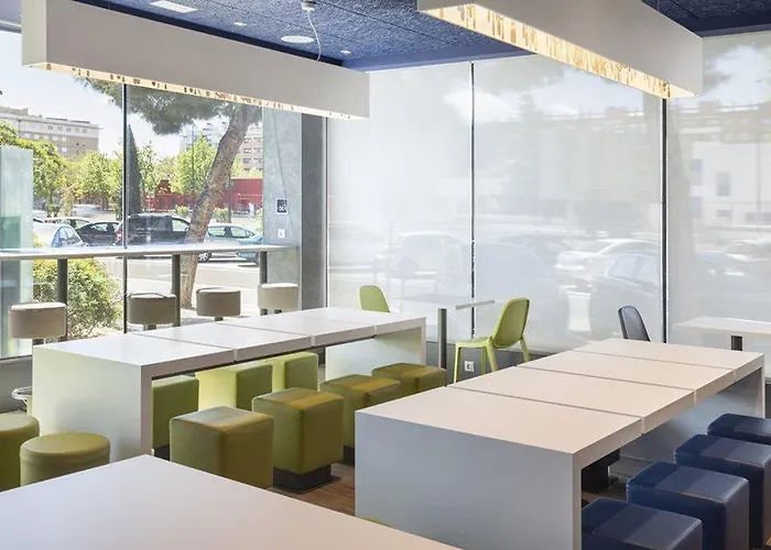 Hotell Plaza Mozart 4*